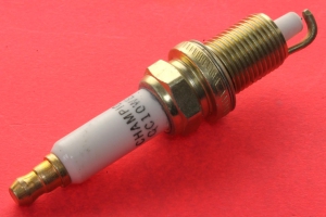 СВЕЧА ЗАЖИГАНИЯ (QC10WEP) - 5007419, См.Замену 5011240